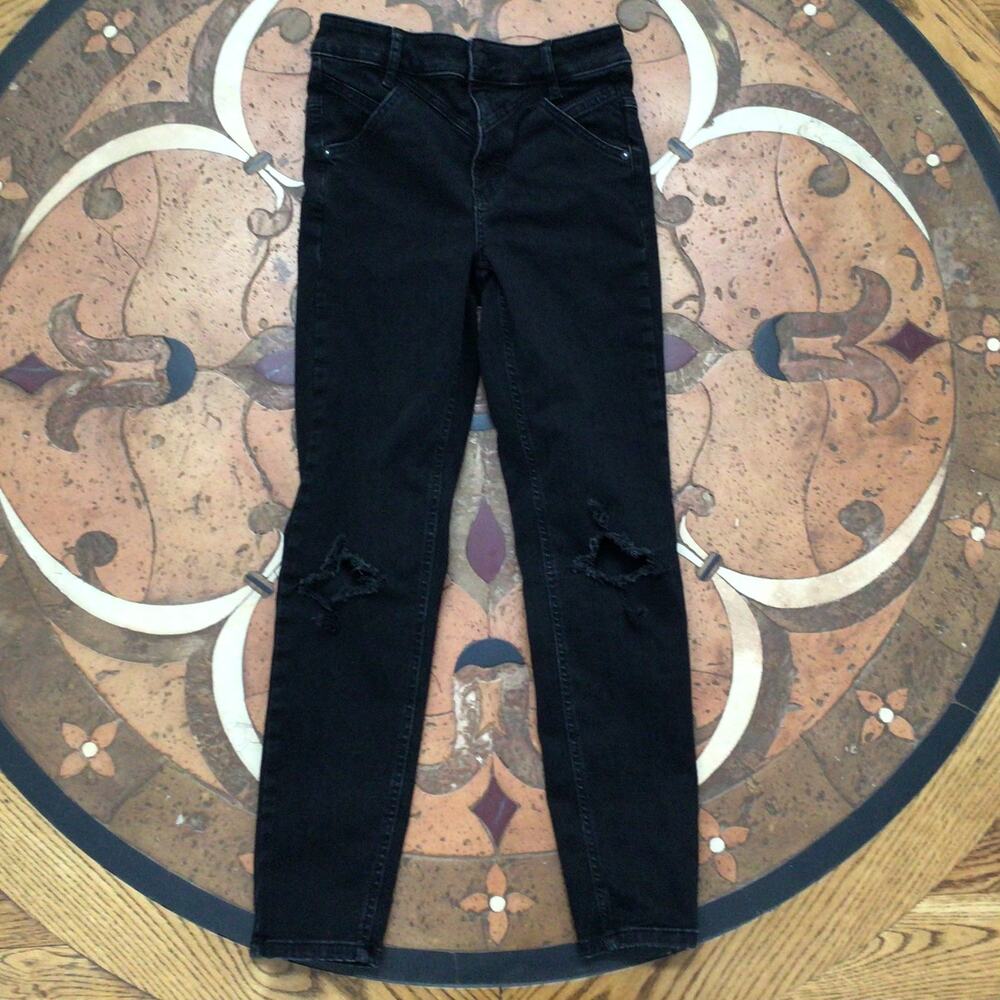 We the Free Black Busted Knee Jeans Sz 27